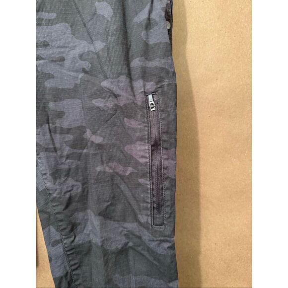 Vuori Ripstop Camo Pants - Picture 2 of 6